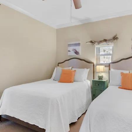 Tops'L Tides II Destin Room photo
