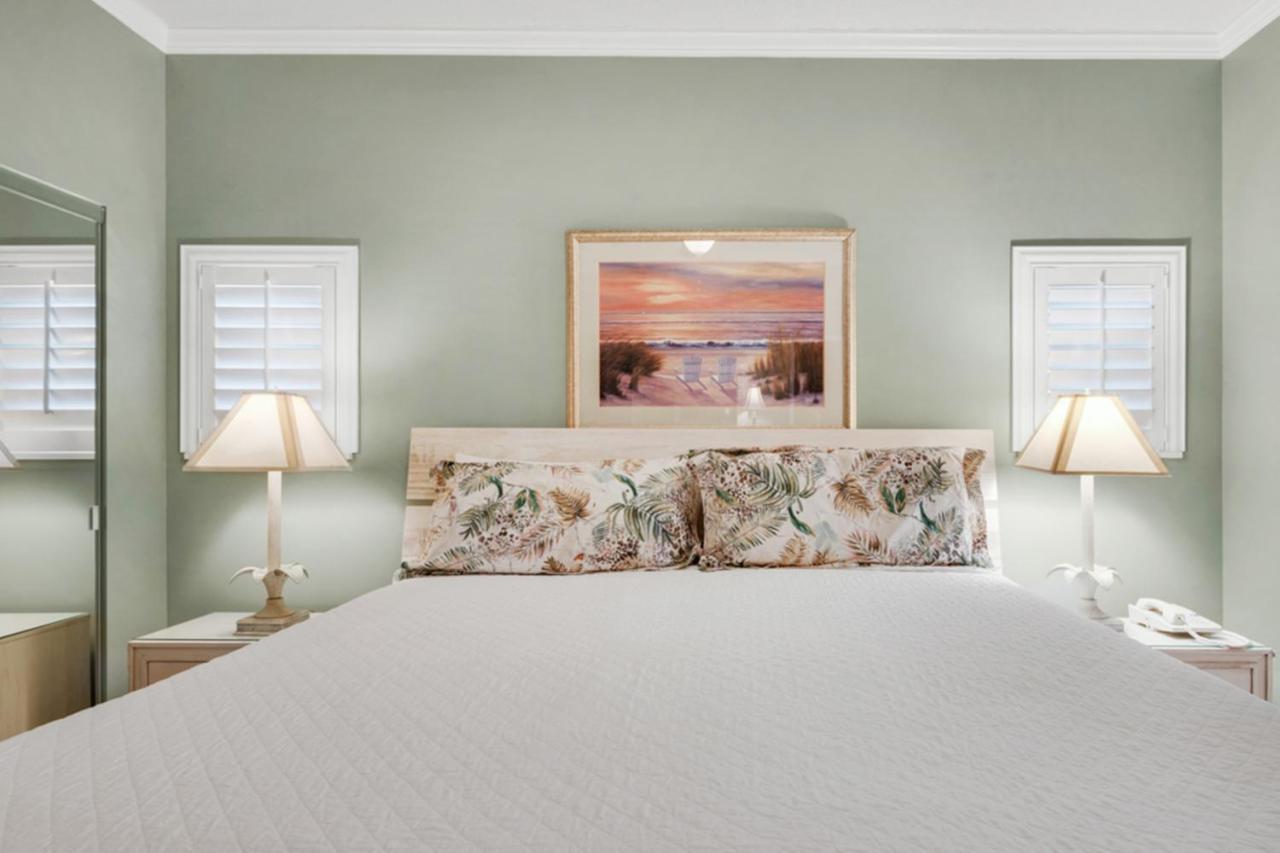 Holiday home Tops'l Tides Ii *